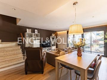 Casa adosada en venta en Argentona, Nucli Urbà. Casa totalmente rehabilitada y lista para entrar a vivir en el centro de Argentona. Casas adosadas.
