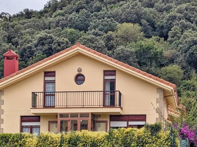 Casa adosada en Venta en Argoños