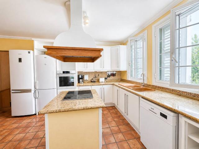 Casa adosada en Venta en Arico