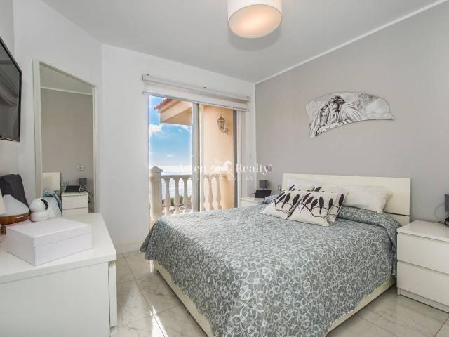 Casa adosada en Venta en Arico