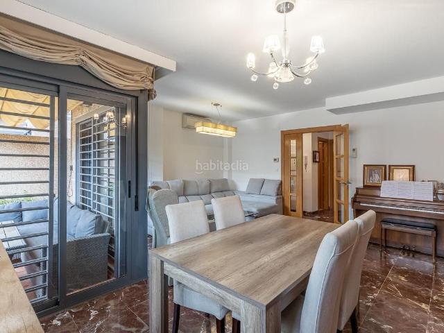 Casa adosada en venta en Armilla, Poniente. SE VENDE EXCLUSIVO ADOSADO EN ARMILLA: VISTAS, LUZ, DISEÑO Y CONFORT TOTAL_GRANADA. Casas adosadas.