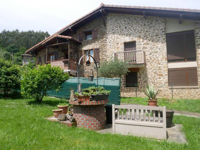 Casa adosada en Venta en Arrankudiaga / Zollo