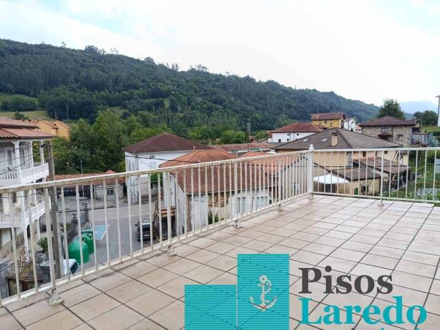 Casa adosada en venta en Arredondo. EN LA CAPITAL DEL MUNO!. Casas adosadas.