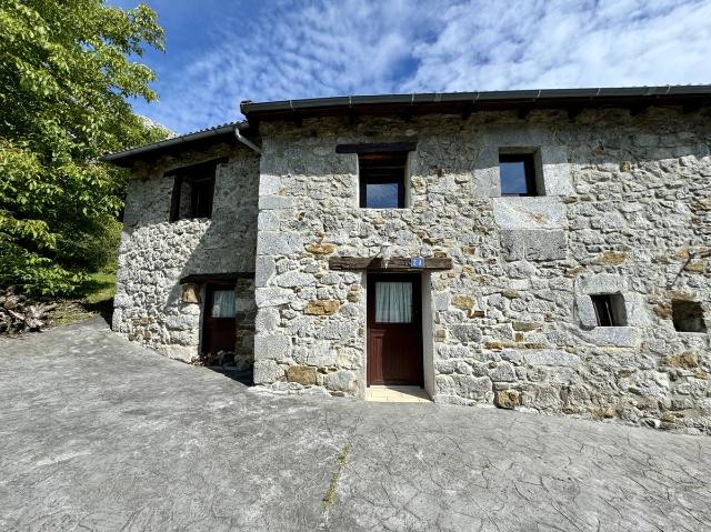 Casa adosada en Venta en Arredondo