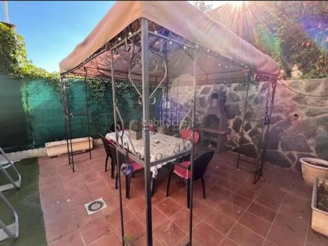 Casa adosada en venta en Arroyo de la Encomienda, La Flecha Monasterio del Prado. Oportunidad Adosado Seminuevo en La Flecha de tres dormitorios, tres baños. Casas adosadas Arroyo de la.