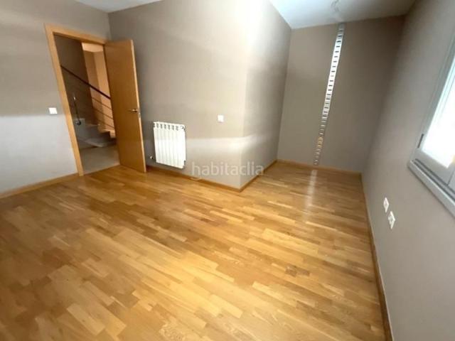 Casa adosada en venta en Astorga. VIVIENDA ADOSADA EN ASTORGA. Casas adosadas.