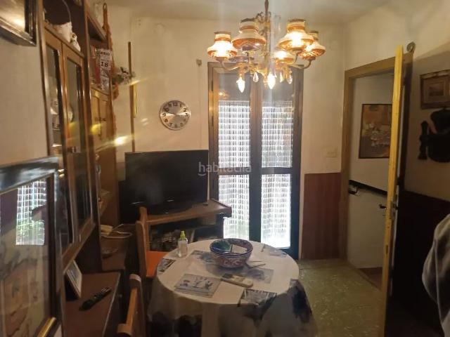 Casa adosada en venta en Ascó Costa Dorada. Casa a reformar en Ascó. Casas adosadas.