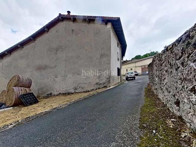 Casa adosada en venta en Asparrena. Casas adosadas.