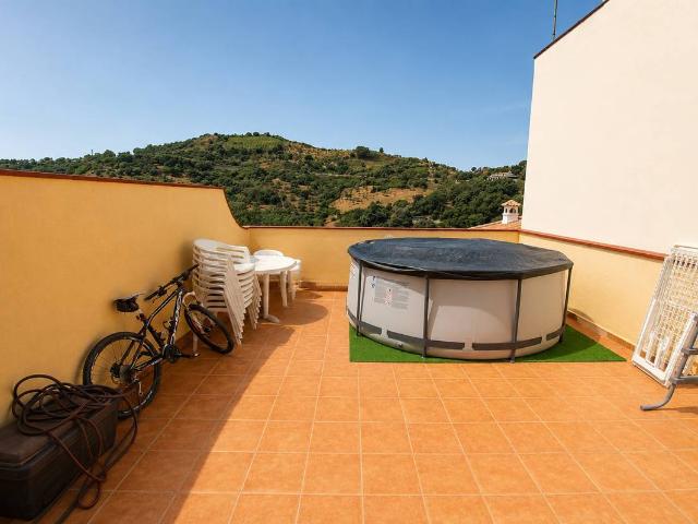 Casa adosada en Venta en Atajate