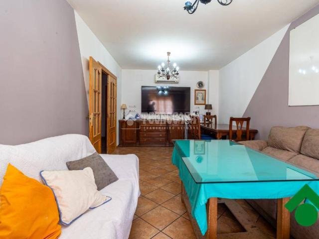 Casa adosada en Venta en Atarfe