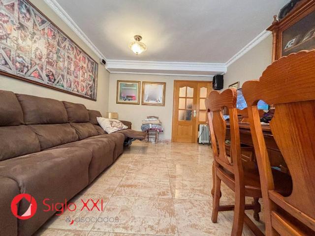 Casa adosada en Venta en Avenida Alemania Italia