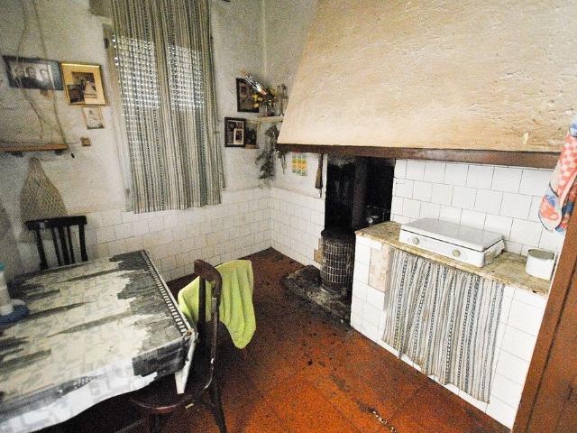 Casa adosada en venta en avenida Catalunya, Mas de Barberans, de 197 m² 1 habitación por 45.000