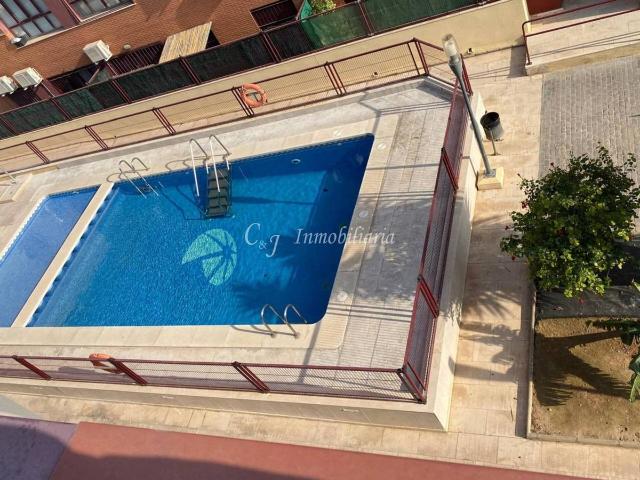 Casa chalet en Venta en Avenida de Abril 9 de Octubre