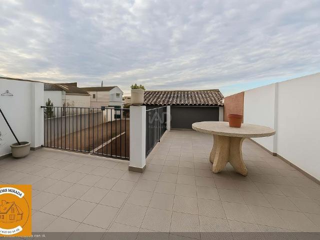 Casa adosada en venta en avenida De Setembre, Bellcaire d´Urgell, de 310 m² 5 habitaciones por 116.000