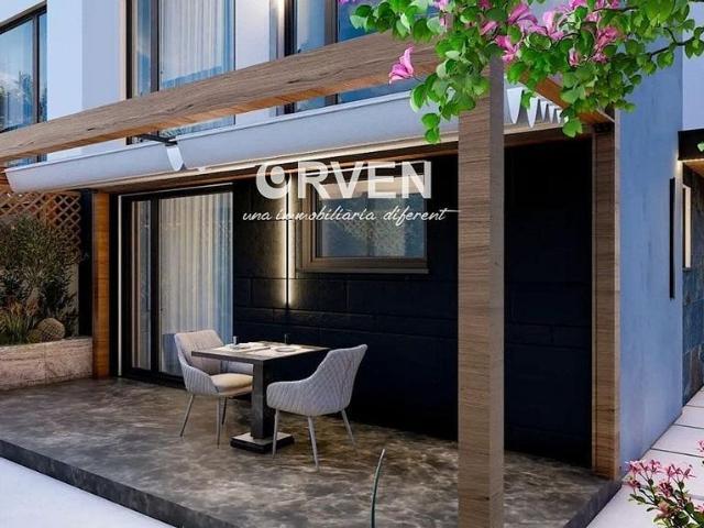 Casa adosada en venta en avenida D'itàlia, Calafell, de 120 m² 4 habitaciones por 490.000