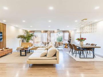 Casa adosada en Venta en Avenida Europa