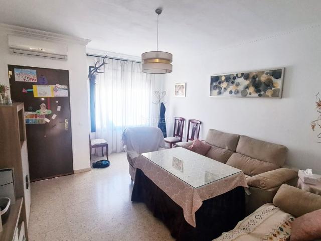 Casa adosada en venta en Azuaga. Duplex en Venta. Casas adosadas.