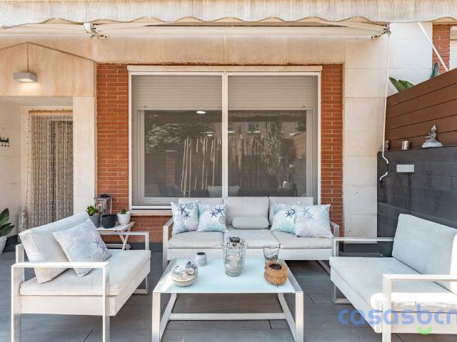 Casa adosada en Venta en Bòbiles