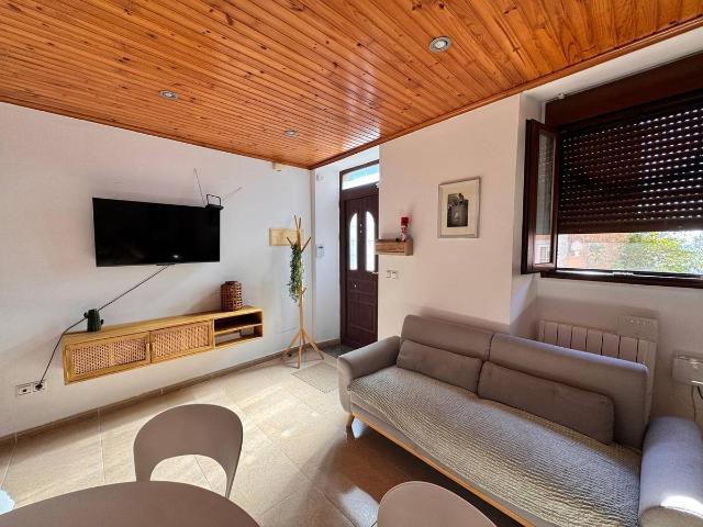 Casa adosada en Venta en Boiro