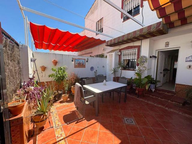 Casa adosada en Venta en Bollullos de la Mitación