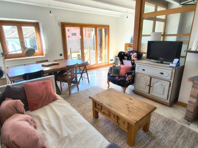 Casa adosada en Venta en Boltaña
