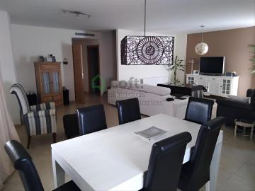 Casa adosada en venta en Badajoz, Carretera de Sevilla Los Montitos. ESPECTACULAR ADOSADO CON GARAJE Y 2 AMPLIOS TRASTEROS EN RONDA SUR. Casas adosadas.