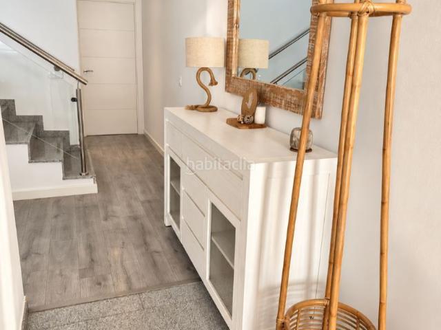 Casa adosada en venta en Badajoz, Golf Guadiana. Casas adosadas.