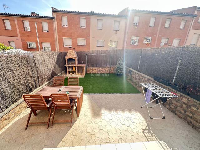 Casa adosada en venta en Badalona, Bufalà. Casa Chalet en venta Bufalá Badalona. Casas adosadas.