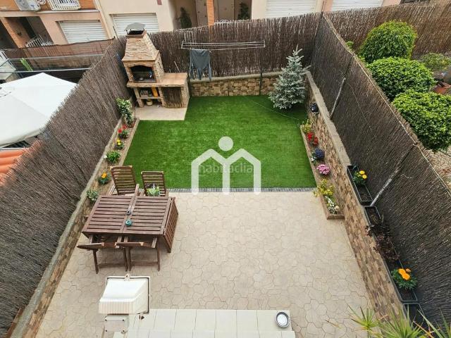 Casa adosada en venta en Badalona, Bufalà. CASA ADOSADA EN BADALONA. Casas adosadas.