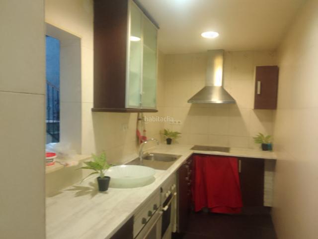 Casa adosada en venta en Badalona, Gorg. Casa en venta para inversores en el Gorg, Badalona. Casas adosadas.