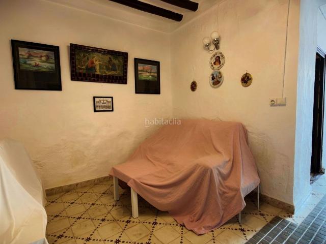 Casa adosada en venta en Badolatosa. Casas adosadas.
