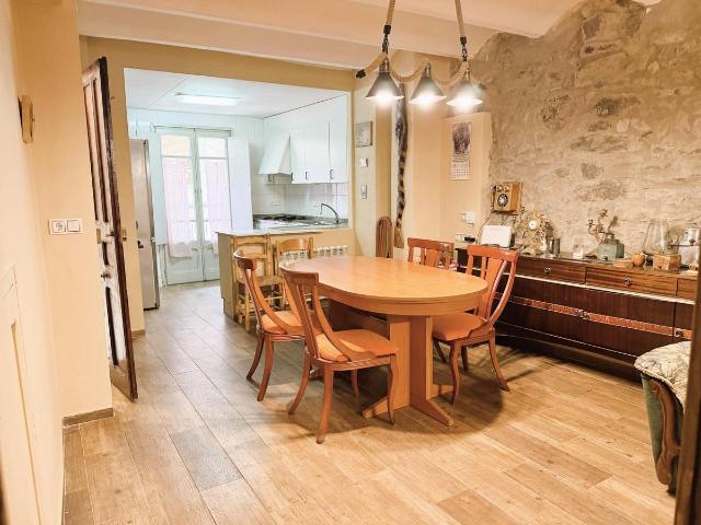 Casa adosada en Venta en Bagà