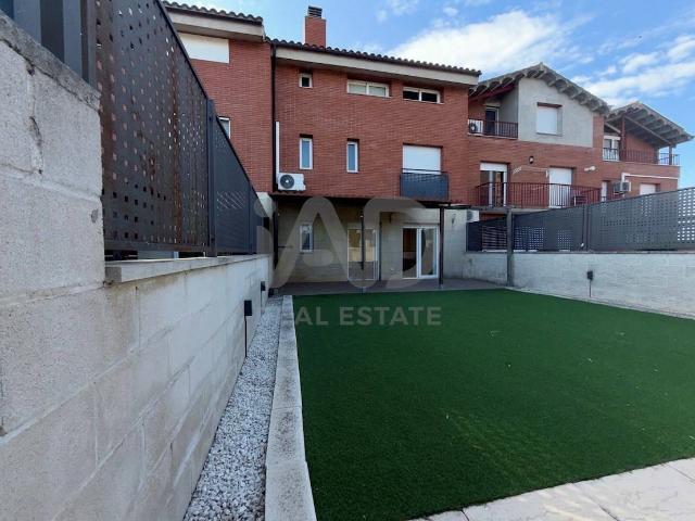 Casa adosada en Venta en Balaguer