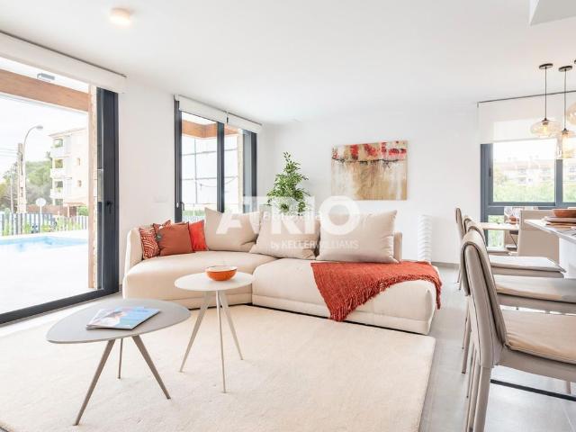 Casa adosada en venta en Baleares Capdepera, Cala Ratjada. Tu refugio de lujo en Mallorca Pareados a estrenar en Cala Ratjada. Casas adosadas.