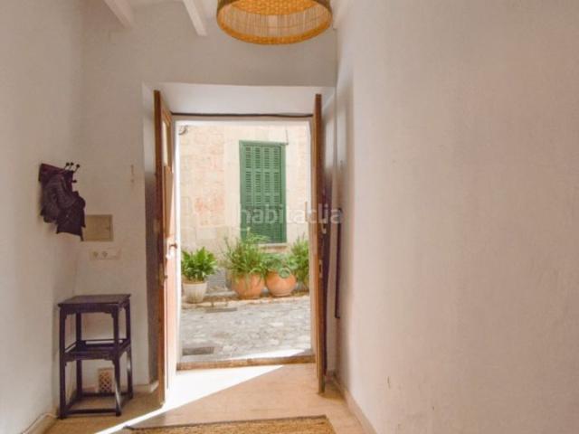 Casa adosada en venta en Baleares Fornalutx. Encantadora casa de pueblo con terraza en el corazón de Fornalutx. Casas adosadas.