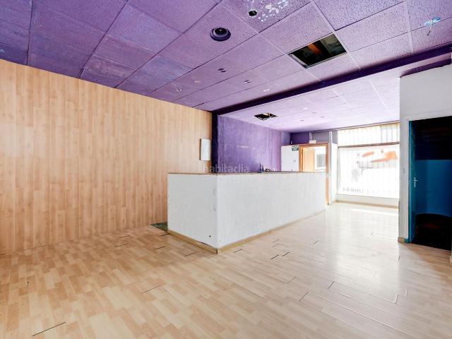 Casa adosada en venta en Baleares Palma de Mallorca, S´Arenal. Casa mallorquina de dos alturas a 50 metros del mar en El Arenal, Palma. Casas adosadas Palma de.