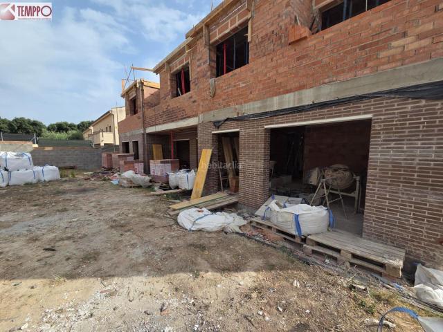 Casa adosada en venta en Banyeres del Penedès. Obra nueva en Banyeres del Penedès Entrega prevista en 1r trimestre año 2027!. Casas adosadas Banyeres del.