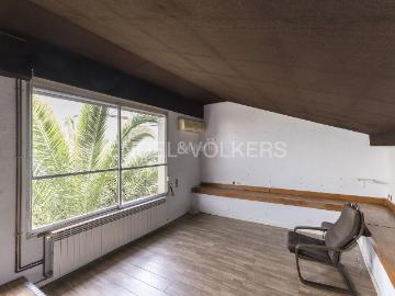 Casa adosada en venta en Barcelona, Montbau. Estudio en el Barrio de Montbau. Casas adosadas.