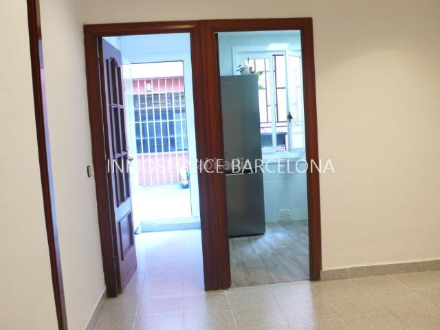 Casa adosada en venta en Barcelona, El Camp de l´Arpa del Clot. UNIFAMILIAR EN CAMP DE L'ARPA. Casas adosadas.