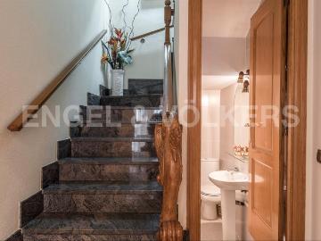 Casa adosada en venta en Barcelona, Guinardó. Preciosa casa en el Guinardó. Casas adosadas.