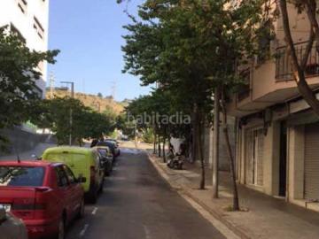 Casa adosada en venta en Barcelona, Prosperitat. Casas adosadas.
