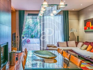 Casa adosada en venta en Barcelona, Sant Andreu de Palomar. Casa en venta en el corazón de Sant Andreu. Casas adosadas.