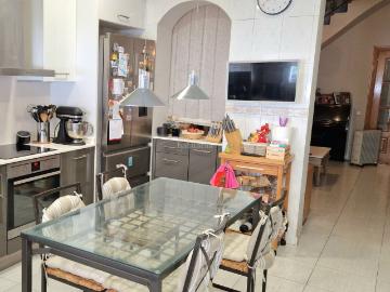 Casa adosada en venta en Barcelona, Sant Andreu de Palomar. CASA EN CASCO ANTIGUO DE SANT ANDREU. Casas adosadas.