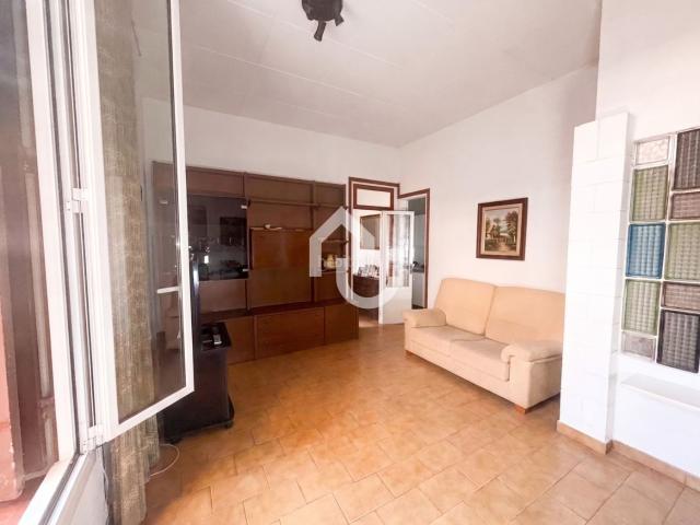 Casa adosada en venta en Barcelona, Sant Andreu de Palomar. ESPECTACULAR CASA DE 4 DORMITORIOS EN SANT ANDREU. Casas adosadas.