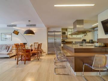 Casa adosada en venta en Barcelona, Sant Gervasi Bonanova. Casa en venta en Calle Benedetti. Casas adosadas.