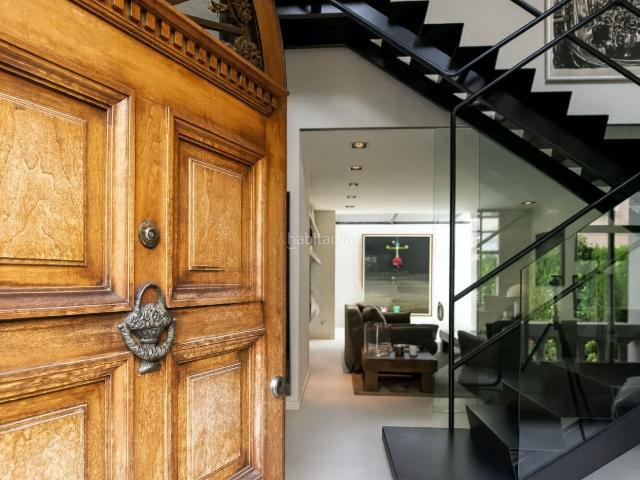 Casa adosada en venta en Barcelona, Sant Gervasi Bonanova. Propiedad única en venta en Passatge Güell: discreción, lujo y diseño en Barcelona. Casas adosadas.