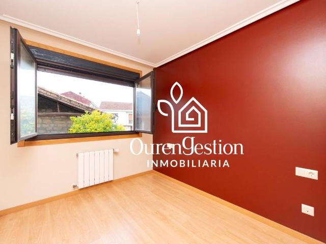 Casa chalet en Venta en Barbadás