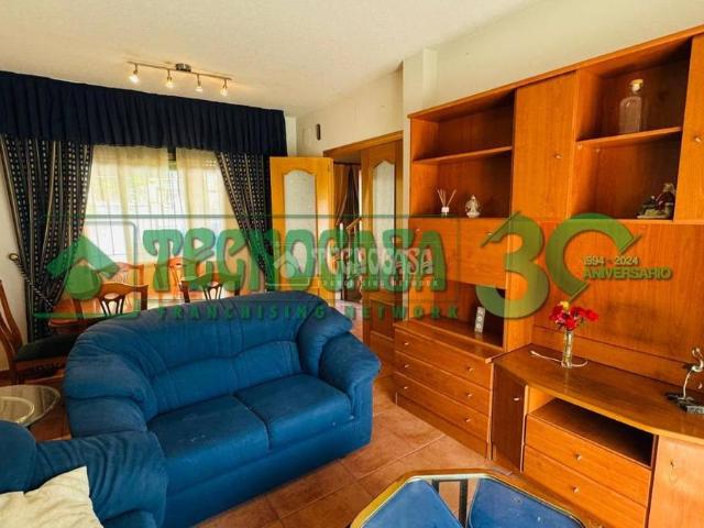Casa adosada en Venta en Bargas
