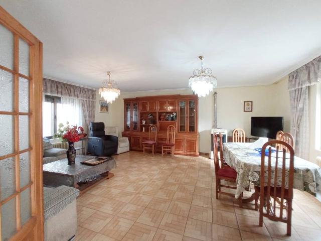 Casa adosada en Venta en Barriada Yagüe
