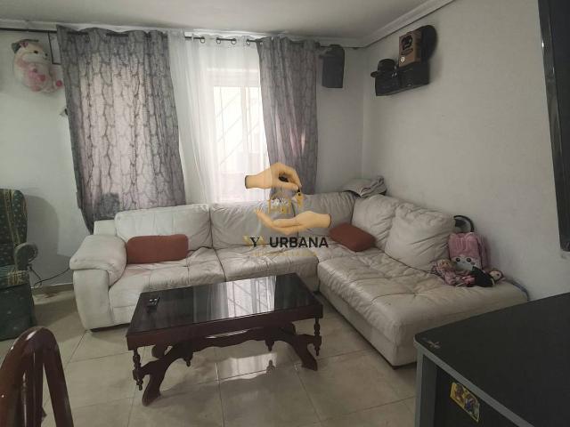 Casa adosada en Venta en Barrio Blanco